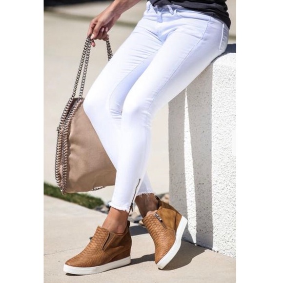 textured wedge sneaker